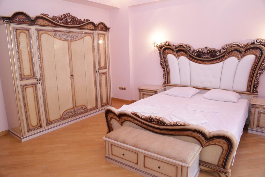 Vip Apartment Next To Republic Square Yerevan Ngoại thất bức ảnh