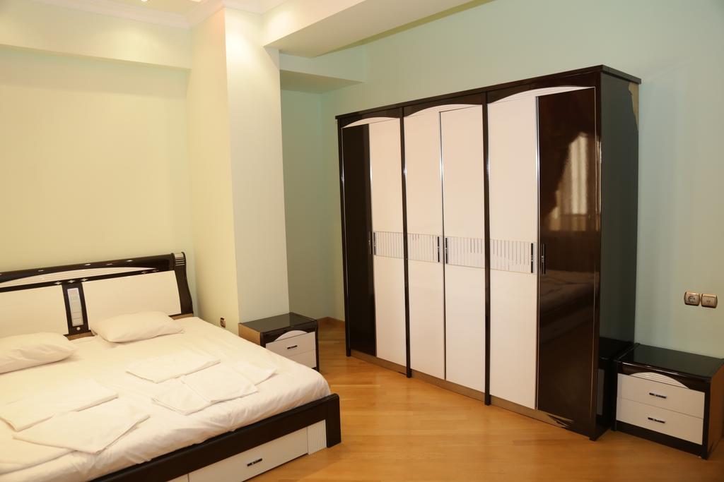 Vip Apartment Next To Republic Square Yerevan Ngoại thất bức ảnh